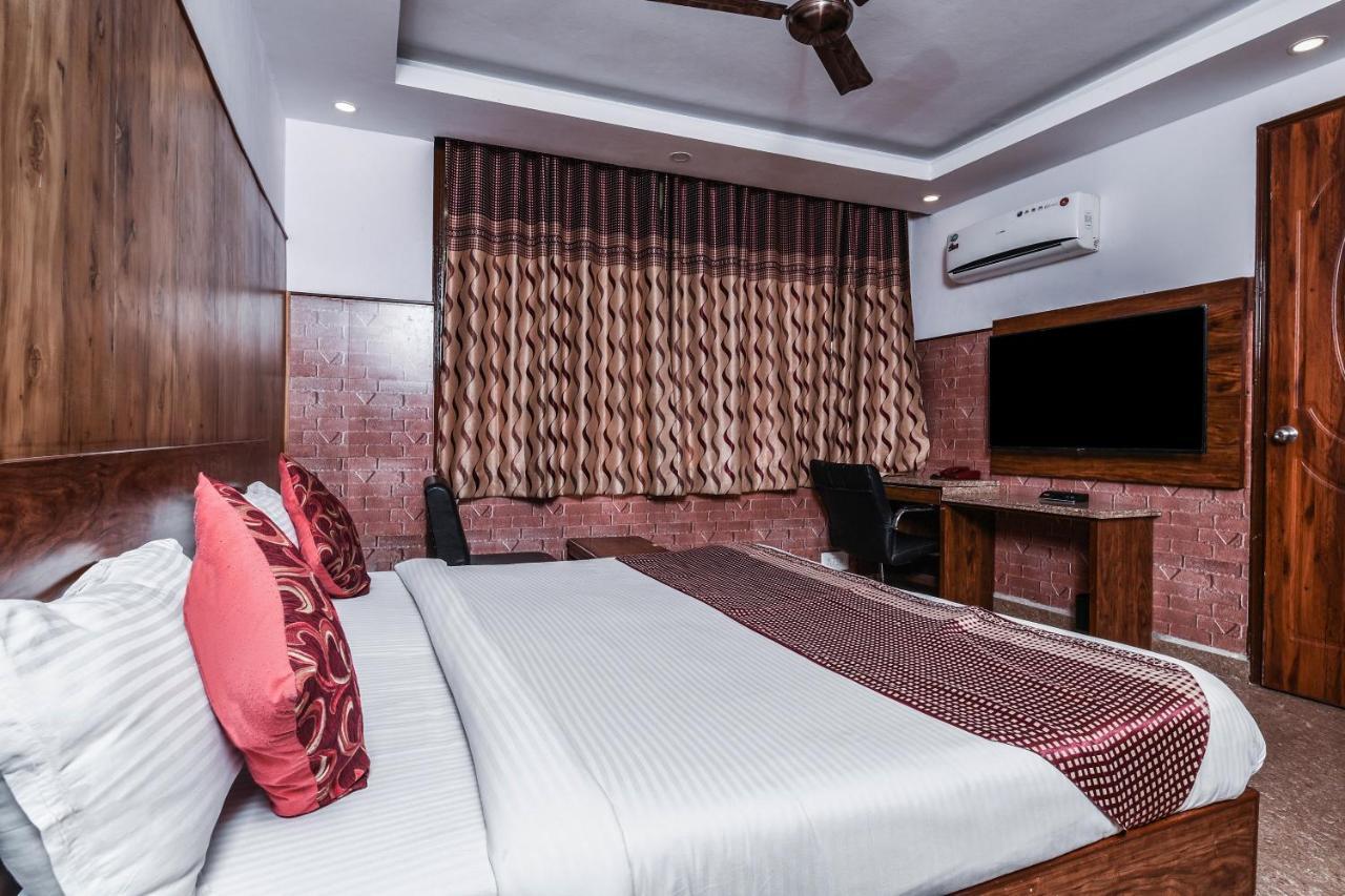 Hotel Dream Palace Laxmi Nagar Nueva Delhi Exterior foto